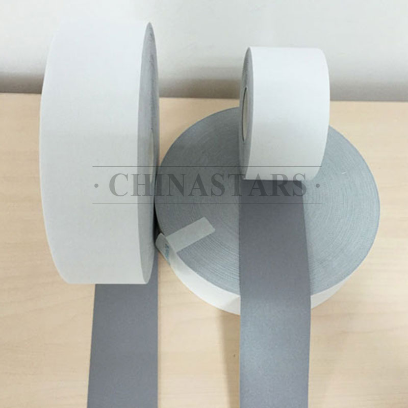 亮银全棉阻燃拼搏（中国）布
