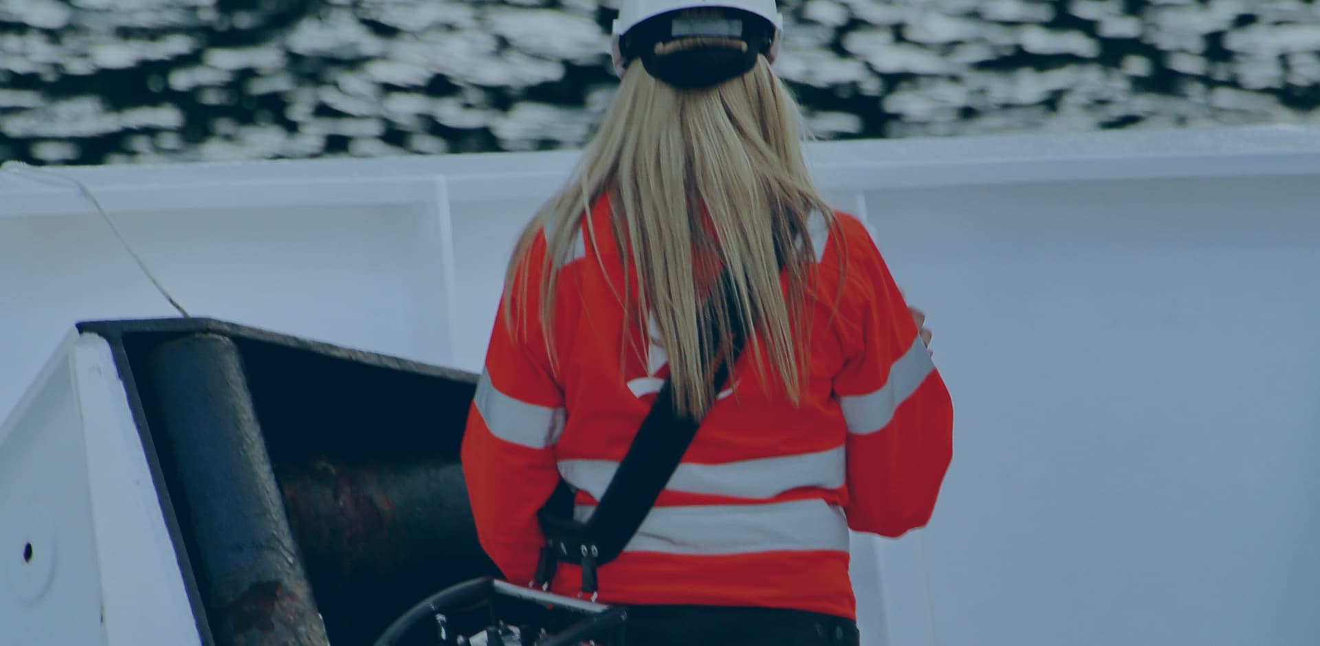 秋冬防雨防寒拼搏手机官方网站入口雨衣棉衣